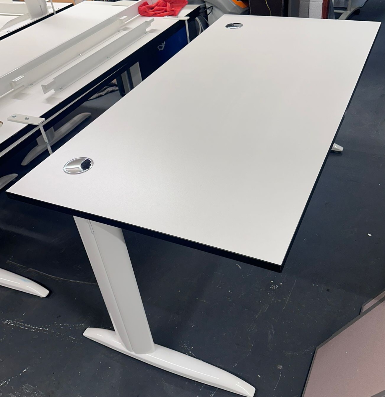 1600 X 800 mm Straight Rectangle Desk In White